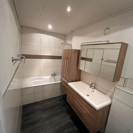 Schoene Maisonette 4 Mit Garten