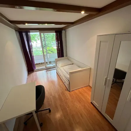 Schoene Maisonette 4 Mit Garten アパート